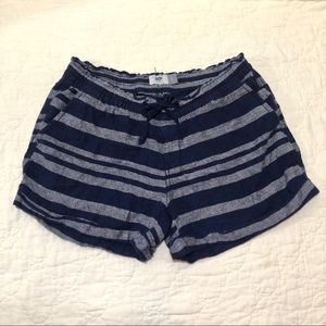 Old Navy | small linen striped shorts with pockets